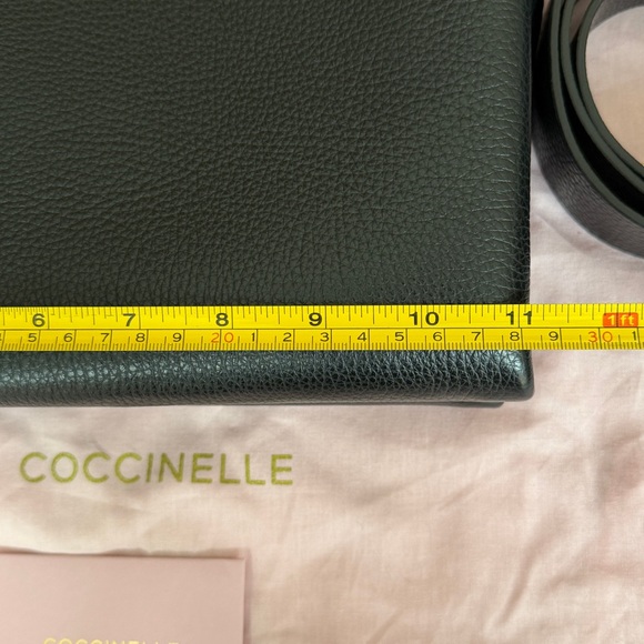 NWT Coccinelle Arlettis Black Leather Handbag detachable crossbody strap Medium - Picture 13 of 16